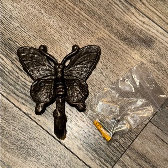 Cast Iron Brown Butterfly Wall Hook with screws - Picture 2 of 3